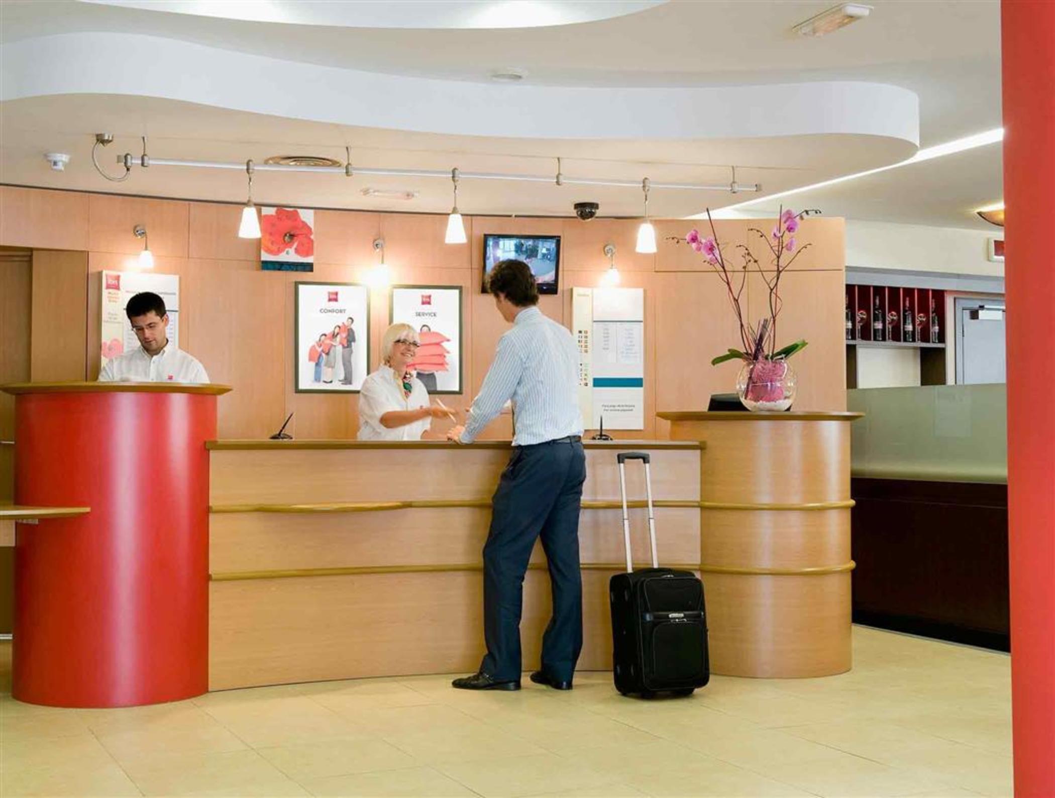 Ibis Madrid Calle Alcala Ngoại thất bức ảnh