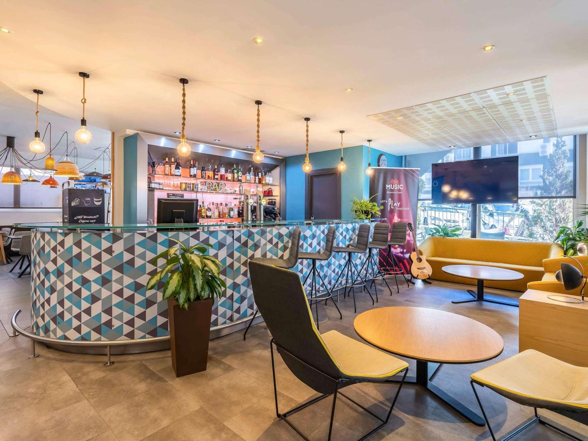 Ibis Madrid Calle Alcala Ngoại thất bức ảnh